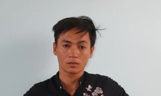 Tuấn tại cơ quan công an