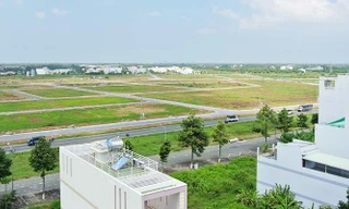 Vụ cháy Carina khiến căn hộ ảm đạm, đất nền bị 'thổi giá'