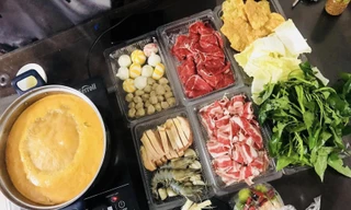 Đóng cửa vì COVID-19, khách sạn 5 sao cũng ship đồ ăn đến tận nhà 