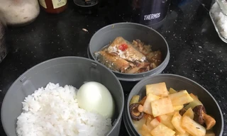 Thay vì ra ngoài ăn, dân văn phòng mang cơm trưa mùa dịch Covid-19