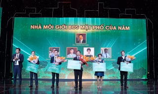 Vinh danh 32 nhà môi giới bất động sản uy tín năm 2021