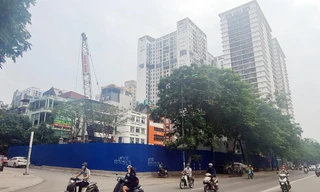 Dự án cao ốc tại nơi quy hoạch bị 'bóp méo' liên tục điều chỉnh, dân lo mất đường đi