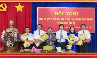 Hội nghị công bố quyết định của Ban Bí thư Trung ương Đảng về cán bộ tại Tây Ninh chiều 23/10. Ảnh: TTV11