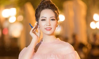 Á hậu Thuỵ Vân: Từ MC đình đám của VTV đến giám khảo Hoa hậu Việt Nam 2020