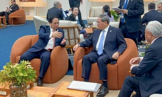 Thủ tướng Phạm Minh Chính gặp Thủ tướng Trung Quốc tại Brazil 