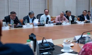 Thủ tướng Malaysia Anwar Ibrahim chủ trì cuộc họp của Trung tâm chỉ huy địa kinh tế quốc gia (NGCC) ngày 4/4, sau khi Tổng thống Mỹ Donald Trump công bố thuế đối ứng. (Ảnh: Instagram)