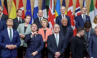 Các nhà lãnh đạo châu Âu trong cuộc gặp tại Anh ngày 2/3. (Ảnh: Reuters)