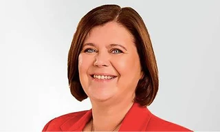 Bà Ásthildur Lóa Thórsdóttir từ chức Bộ trưởng Giáo dục và trẻ em Iceland. (Ảnh: CNN)