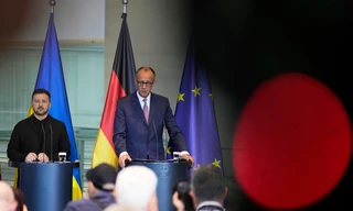 Thủ tướng Đức Friedrich Merz và Tổng thống Ukraine Volodymir Zelensky trong cuộc họp báo chung ở Berlin ngày 28/5. Ảnh: AP