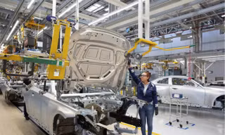 Nhà máy của BMW ở Mexico sản xuất xe để xuất khẩu sang Mỹ, Mỹ Latin, châu Âu và các thị trường khác. (Ảnh: NYT)