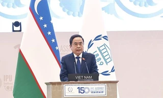 Chủ tịch Quốc hội Trần Thanh Mẫn phát biểu tại Phiên toàn thể cấp cao Đại hội đồng IPU-150. (Ảnh: TTXVN)