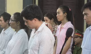 Môi giới mại dâm, người đẹp lĩnh 30 tháng tù giam