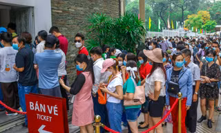 Vã mồ hôi, chen chân vào khu vui chơi giải trí tại TPHCM 
