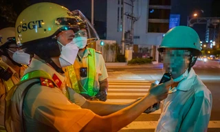 Bị xử lý về lỗi nồng độ cồn, nhiều tài xế ở TPHCM ‘cù nhây’ với CSGT