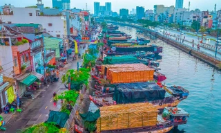 Chợ hoa 'Trên bến dưới thuyền' Tết Quý Mão 2023 ở TPHCM có gì mới? 