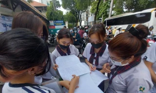 Đề thi Toán bám sát đề minh họa, nhiều thí sinh dễ lấy điểm cao