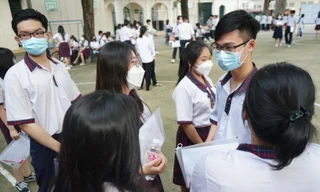 Sĩ tử TPHCM thi nhau dự đoán đề thi môn ngữ văn 