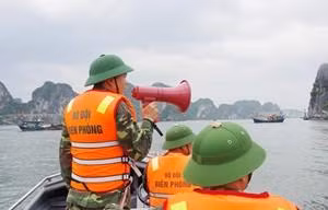 Bão RAI cường độ rất mạnh, diễn biến hết sức bất thường, hiếm gặp