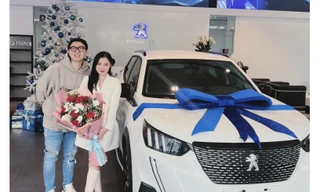 Nữ MC VTV tậu xế hộp tiền tỉ ngày đầu năm 