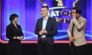 Quyền Linh bật khóc vì bác sĩ đi hơn 1.000 cây số để hát tri ân lực lượng tuyến đầu 