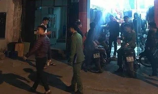 Cơ quan chức năng có mặt tại nơi xảy ra vụ việc.