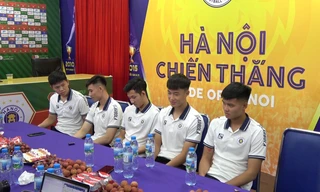 Cầu thủ trẻ nhất U23: Rơi nước mắt ở tuổi 15 vì không biết đá bóng