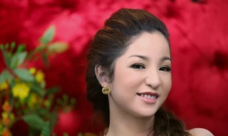 Danh hài Thúy Nga đẹp rạng rỡ như 'nàng xuân'