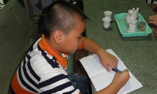 Một học sinh tật nguyền giàu nghị lực