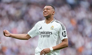 Kylian Mbappe chúc mừng PSG vô địch Champions League 