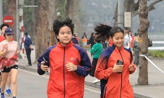 Sôi nổi Ngày chạy Olympic toàn dân và Lễ phát động Giải chạy Báo Hànộimới mở rộng lần thứ 50