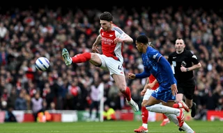 Arsenal thắng trận 'derby London'