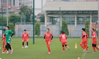 Huỳnh Như: 'Các cầu thủ trẻ đang bắt nhịp nhanh với đội tuyển'