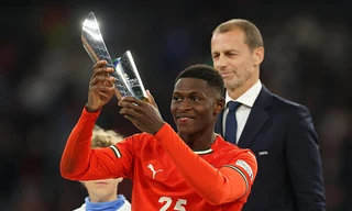 Nuno Mendes xuất sắc nhất chung kết Nations League 2024/25