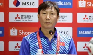 HLV Kim Sang-sik cảnh giác Campuchia: 'Họ đang tiến bộ nhanh' 