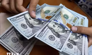 Tỷ giá ngày 3/4: Đồng USD tăng mạnh sau quyết định áp thuế mới của Mỹ 