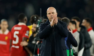 HLV Arne Slot thừa nhận Liverpool ăn may PSG 