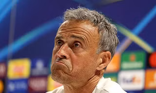 HLV Luis Enrique chỉ trích truyền thông Pháp trước đại chiến với Arsenal