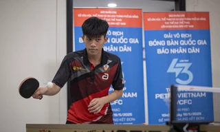 Tay vợt trẻ thách thức cựu binh ở Giải vô địch bóng bàn quốc gia Báo Nhân Dân