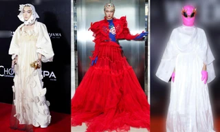 TikToker Phạm Thoại luôn xuất hiện trên thảm đỏ với trang phục lố lăng