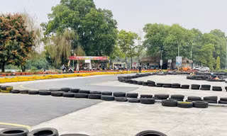 Bên trong khu sinh thái Đầm Trành
