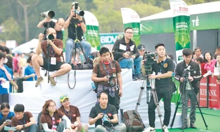 Các nhà báo tác nghiệp tại một sự kiện