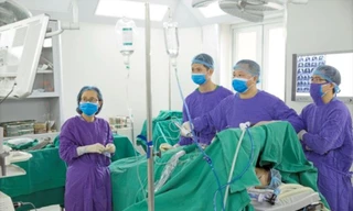 Giá nhiều dịch vụ tại các bệnh viện lớn giảm mạnh 