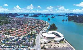 Quảng Ninh sẽ là thành phố theo mô hình riêng Ảnh: Hoàng Dương