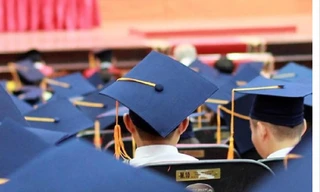 Bằng tiến sĩ đã thực sự mất giá? 