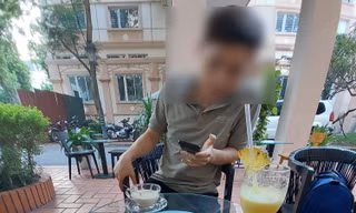 Nhân viên môi giới Vũ Anh T chào mời người mua TPDN