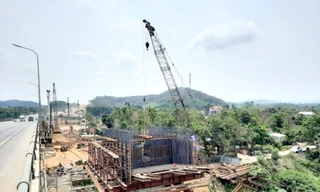 Nhiều đoạn cao tốc Bắc – Nam gặp khó vì đội giá nhiên vật liệu và thiếu đất