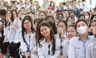 Học sinh tham gia diễn đàn Điều em muốn nói lần 2 Ảnh: TRỌNG TÀI 