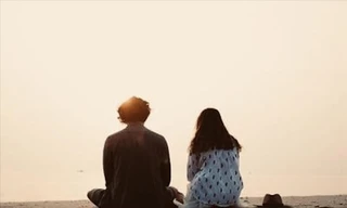 Ở cấp độ nhẹ, mối quan hệ độc hại khiến người trẻ bị tổn thương tâm lý và mất thời gian để tin vào tình yêu (Ảnh minh hoạ) 