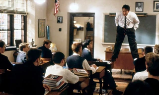 Một cảnh trong phim “Dead Poets Society” 