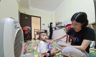 Rất cần sớm có chính sách hỗ trợ lao động thất nghiệp để duy trì việc làm. Ảnh công nhân khu công nghiệp Đồng Văn, Hà Nam Ảnh: Phạm Thanh